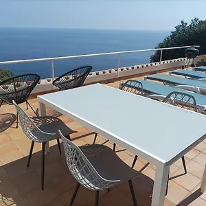 Appartement Sol Y Mar 8-maison Jumelée Avec Terrasse, Piscine Et Parking Communautaire, Surplomb De, Begur
